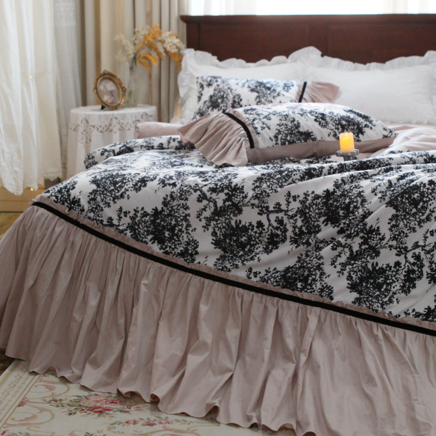 クリスティーフレンチスタイルプリンセスフリルスカート寝具セッ - Aesthetic Floral Duvet Cover のレビューと価格