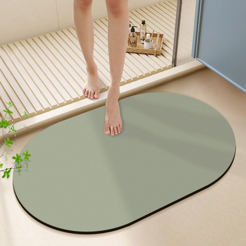 VIKAMA 不規則な楕円形珪藻土バスマット速乾性ノンスリッ - Quick Dry Diatomite Bath Mat のレビューと価格